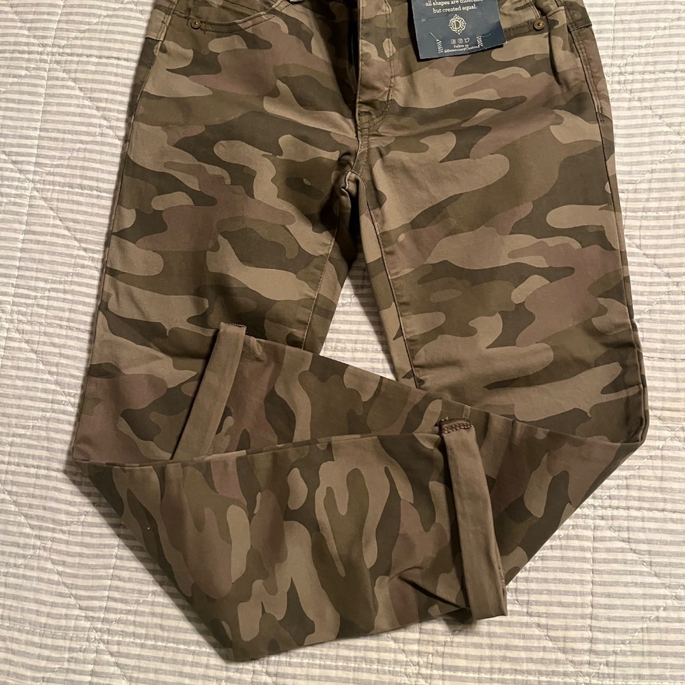 Democracy pants - Picture 2 of 5
